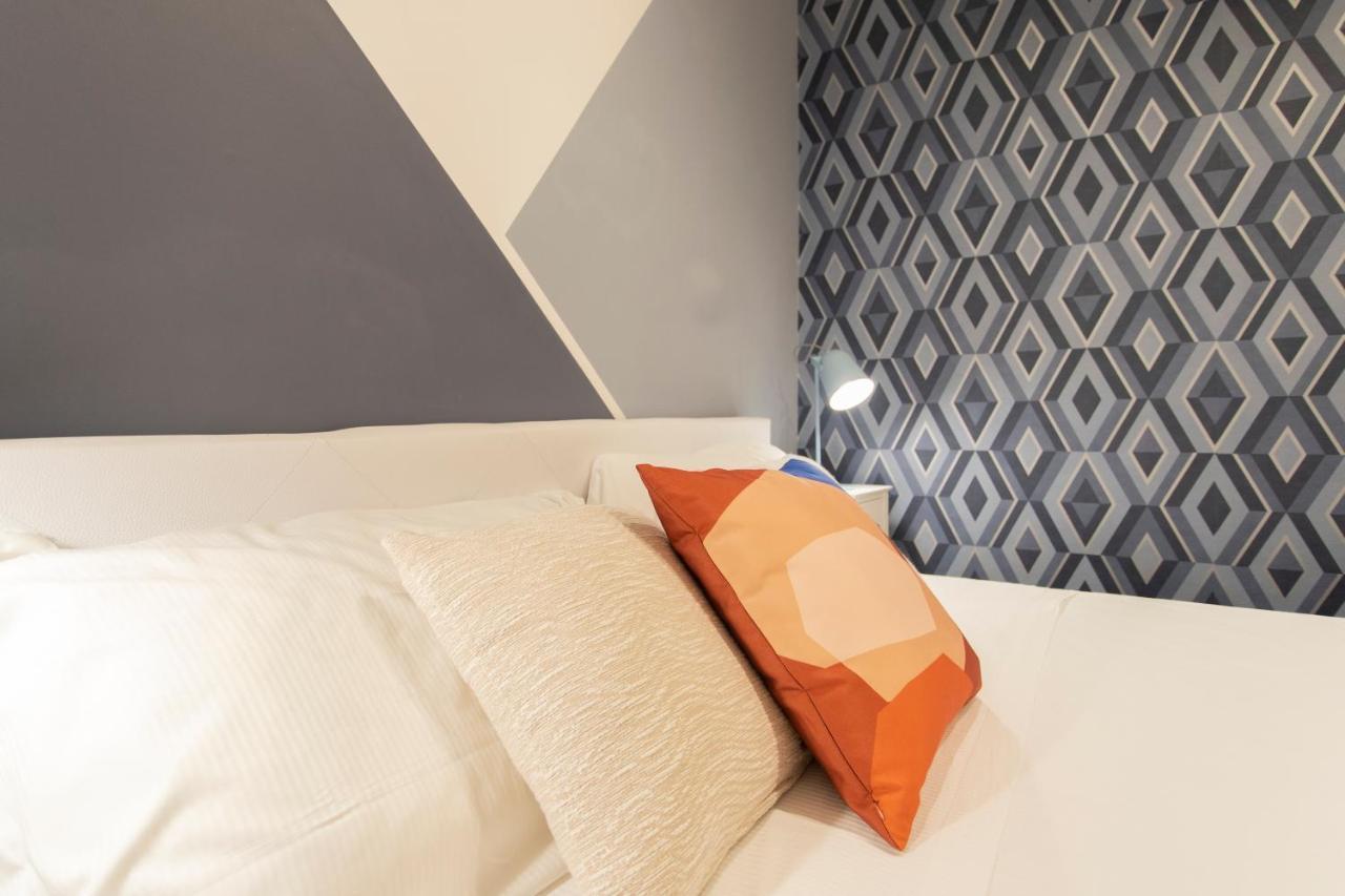 Nina - Tiny Suite In Trastevere Roma Ngoại thất bức ảnh